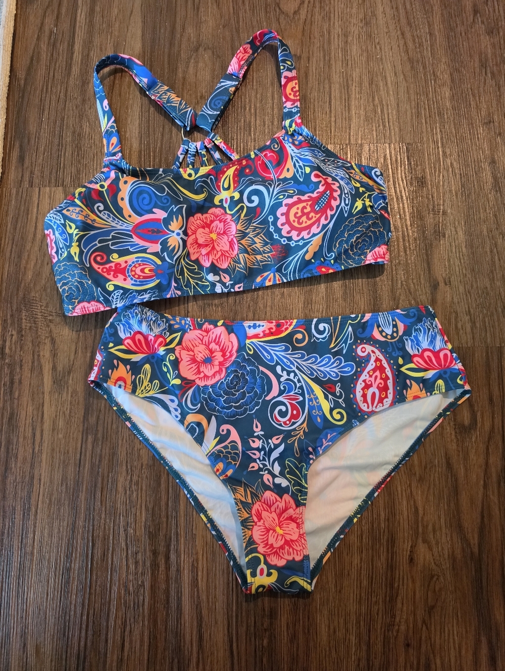 New Shein 2 Pc Swim